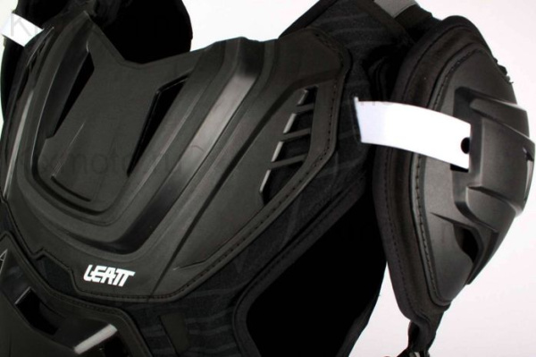 Leatt Chest Protector 5.5 Pro панцирь, черный Leatt Chest Protector 5.5 Pro панцирь, черный