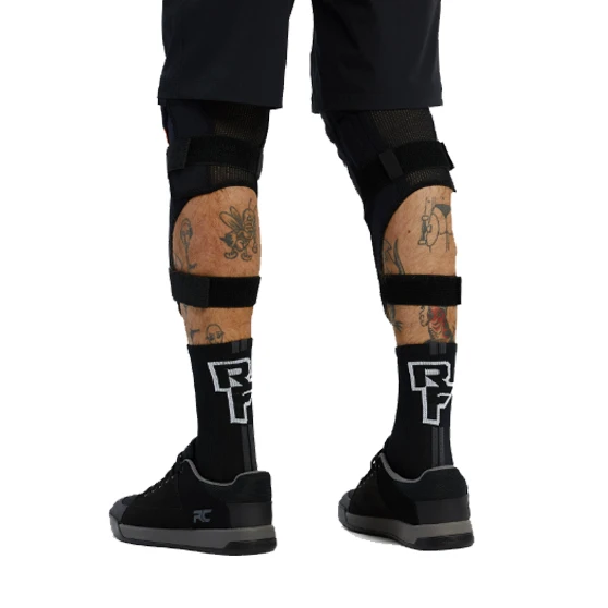 Race Face Ambush Leg Stealth наколенники, черный