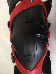 Asterisk Ultra Cell Boa Knee Brace наколенники, черно-красный (б/у)