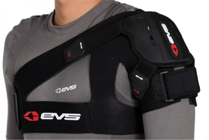 EVS SB04 Shoulder Brace бандаж на плечо, черный