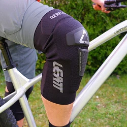 Leatt ReaFlex Hybrid Pro Knee Guard Black наколенники