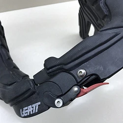 Leatt Neck Brace GPX 4.5 защита шеи, черный