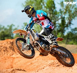 Fly Racing Evolution DST 2019 комплект, бело-красно-синий