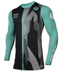 Seven Zero Raider Over Jersey Black жилет на джерси