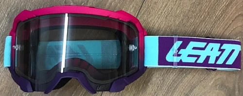 Leatt Velocity 4.5 Neon Pink / Clear мотоочки, двойная линза