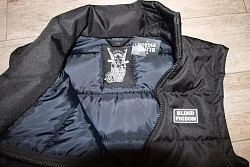 Blind Pigeon жилет стеганный с косой молнией, черный