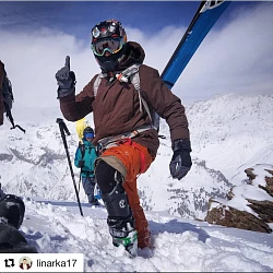 Yami Customs брейс карбоновый без коленных чашек, левый