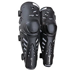 Fox Titan Pro наколенники, черный