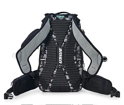 USWE Core 16L Off-Road Daypack, Black/Mud Green рюкзак