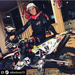 Yami Customs брейс карбоновый, левый