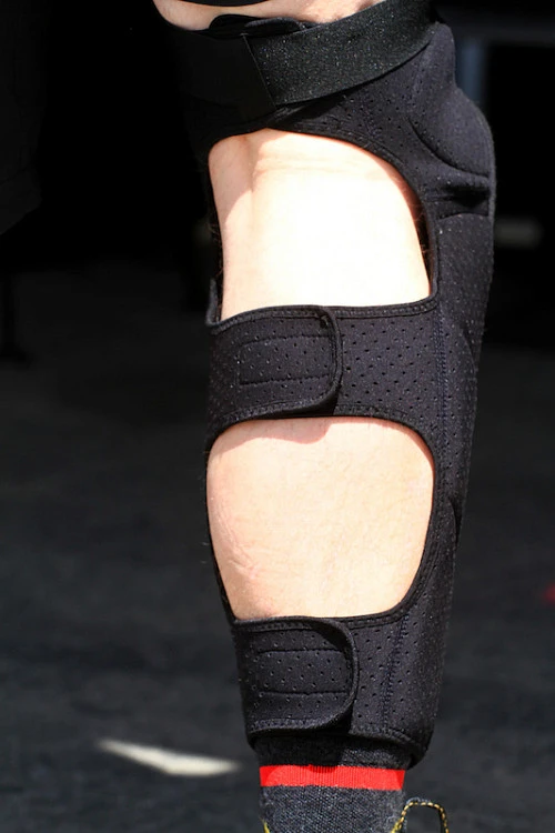 Fox Racing Launch Pro Knee/Shin Guard наколенники, черный