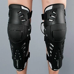 Fox Titan Pro наколенники, черный