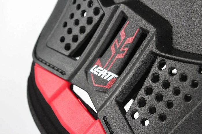 Leatt Chest Protector 2.5 Kids панцирь без плеч детский, черно-красный
